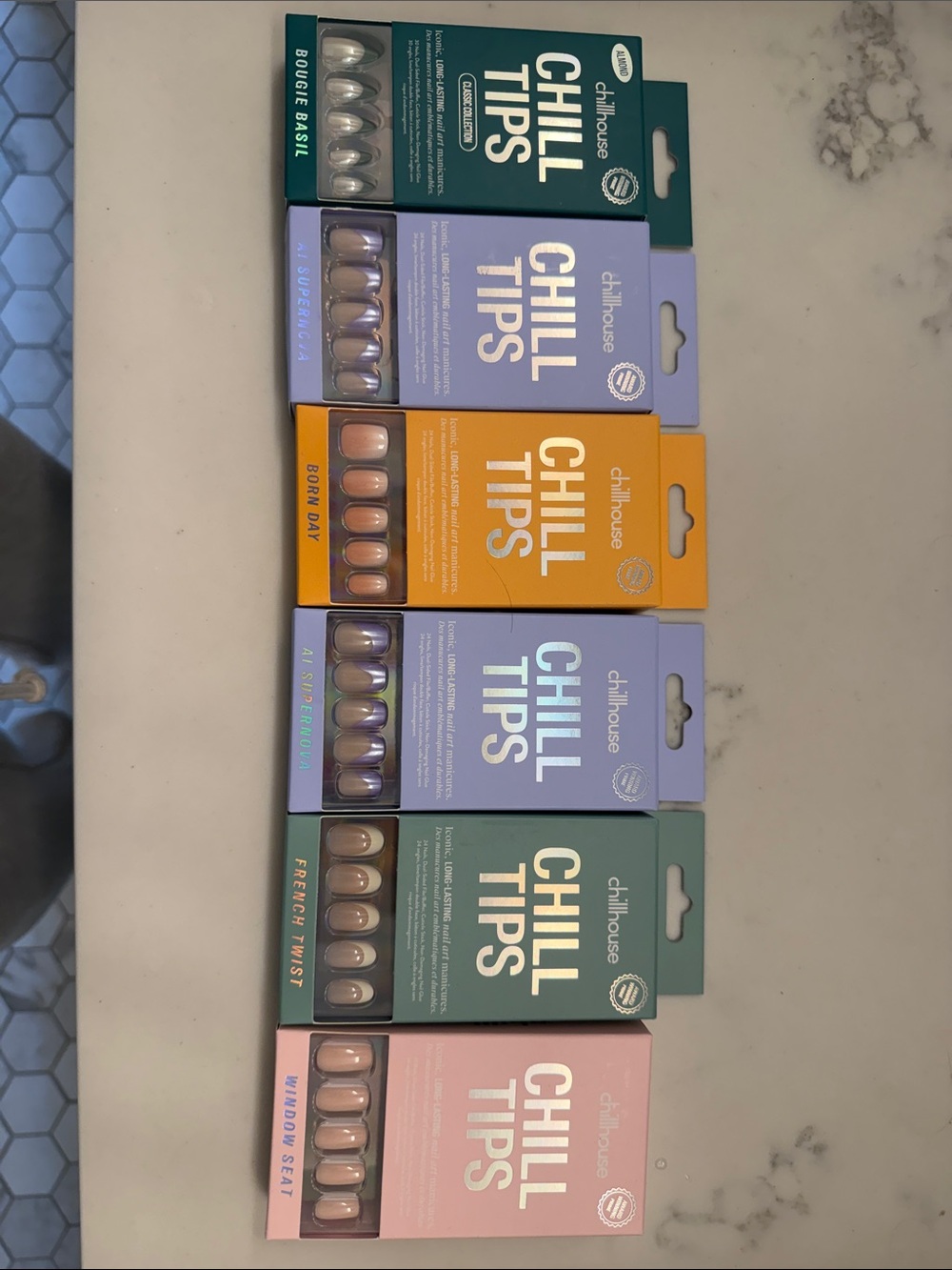 Chill Tips Press-On Nail Set by Hill House — Multi-Color Pack
